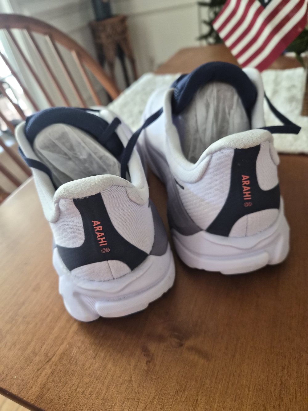 Hoka Arahi 8 - Picture 3 of 5